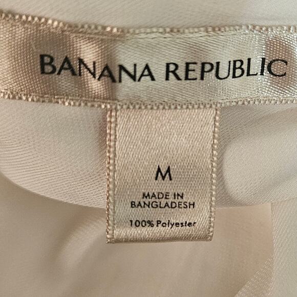 Banana Republic Sleeveless Button Up Blouse Size Medium - Picture 3 of 4